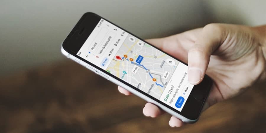 Google Maps API: como calcular distância entre dois pontos?