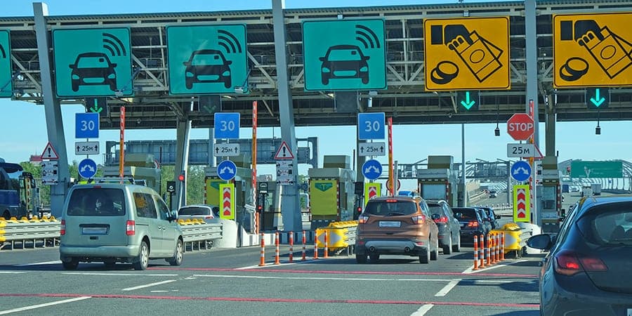 Conheça a solução para cálculo de pedágio automático
