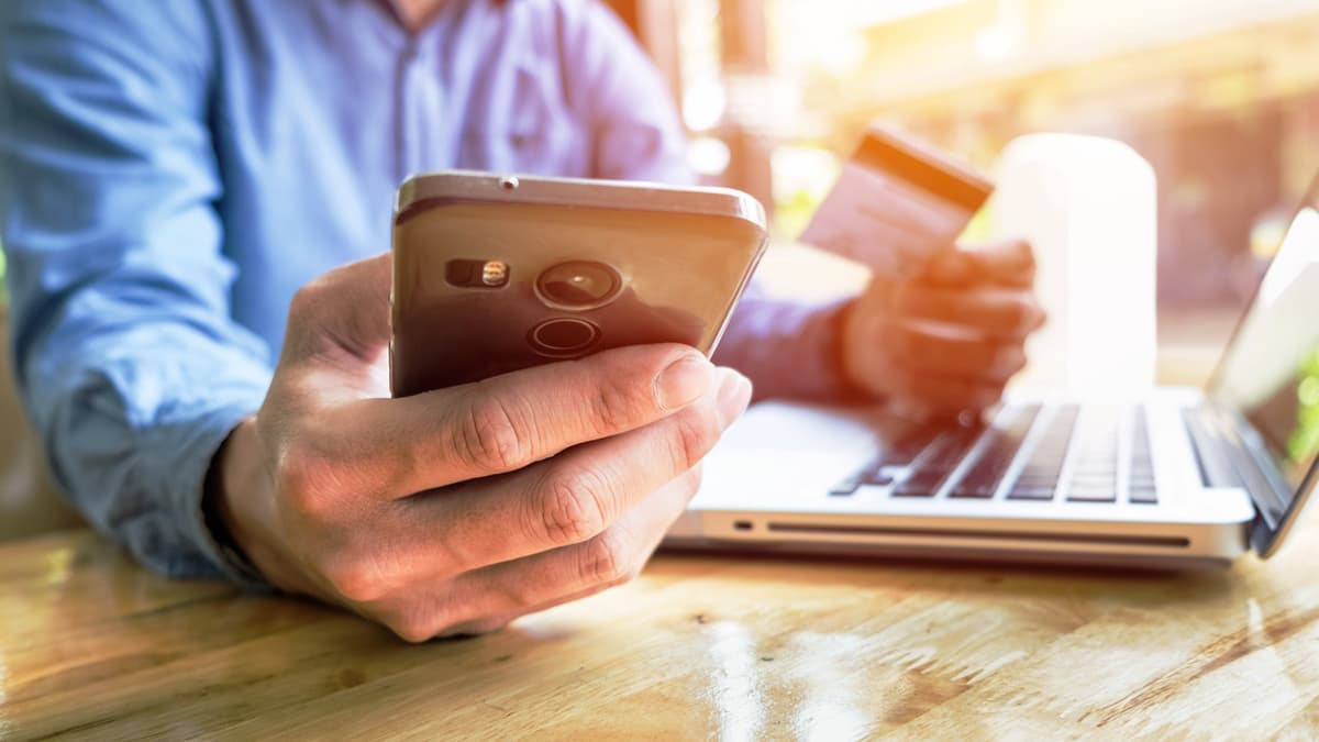 Saiba como pagar pedágio online e ganhar tempo durante sua viagem